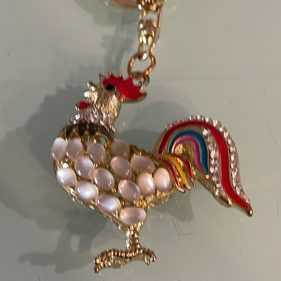 NWOT- Gorgeous Rhinestones Key Chain Holder - Picture 4 of 4